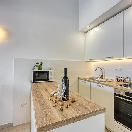 Valdarke Seaside Apartment - Happy Rentals Mali Lošinj Exterior foto